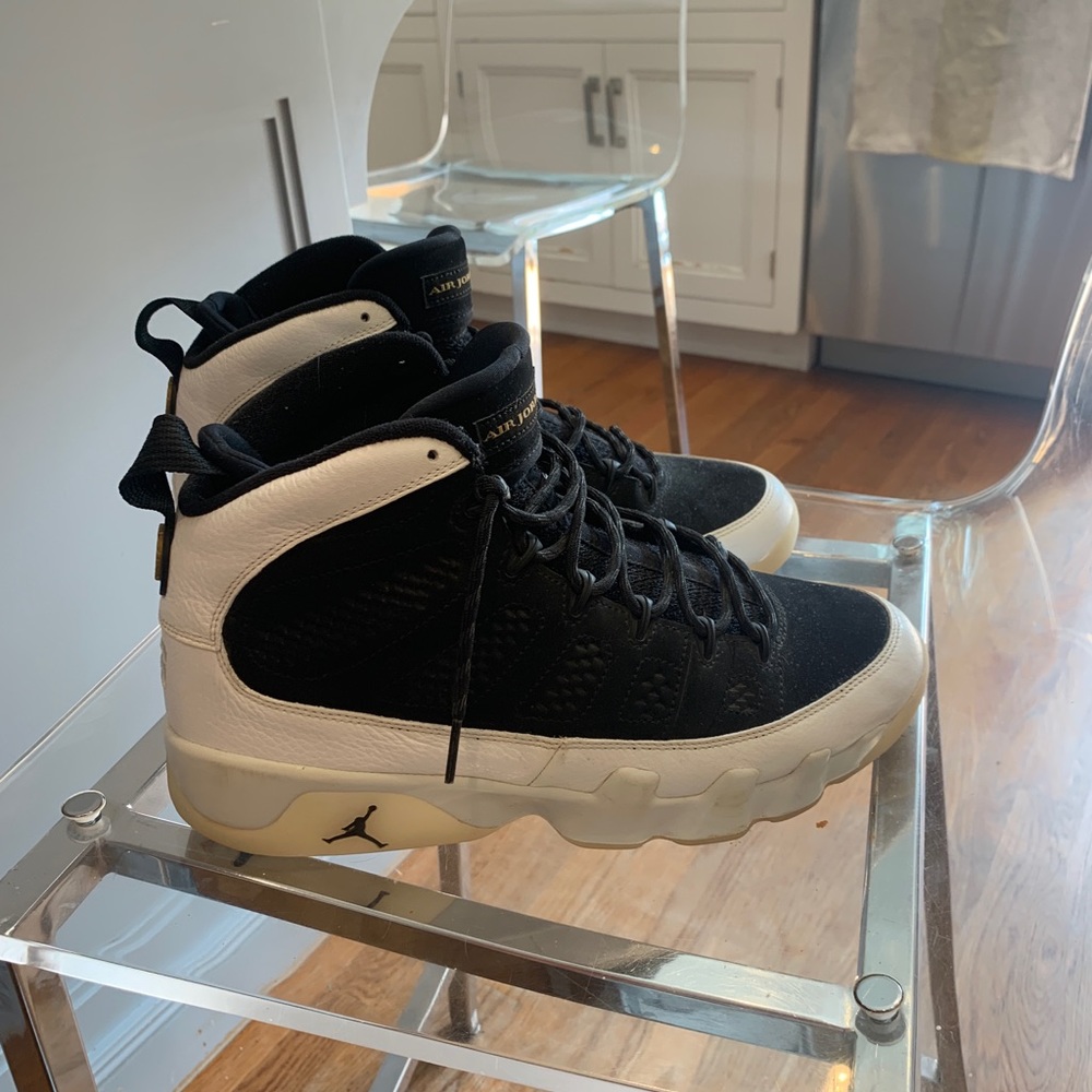 Jordan 9 “city of flight”